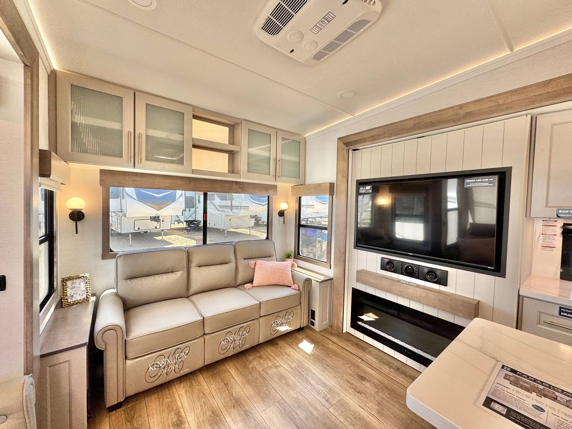 2025 Alliance RV 2025 Alliance RV Paradigm - thumbnail 39