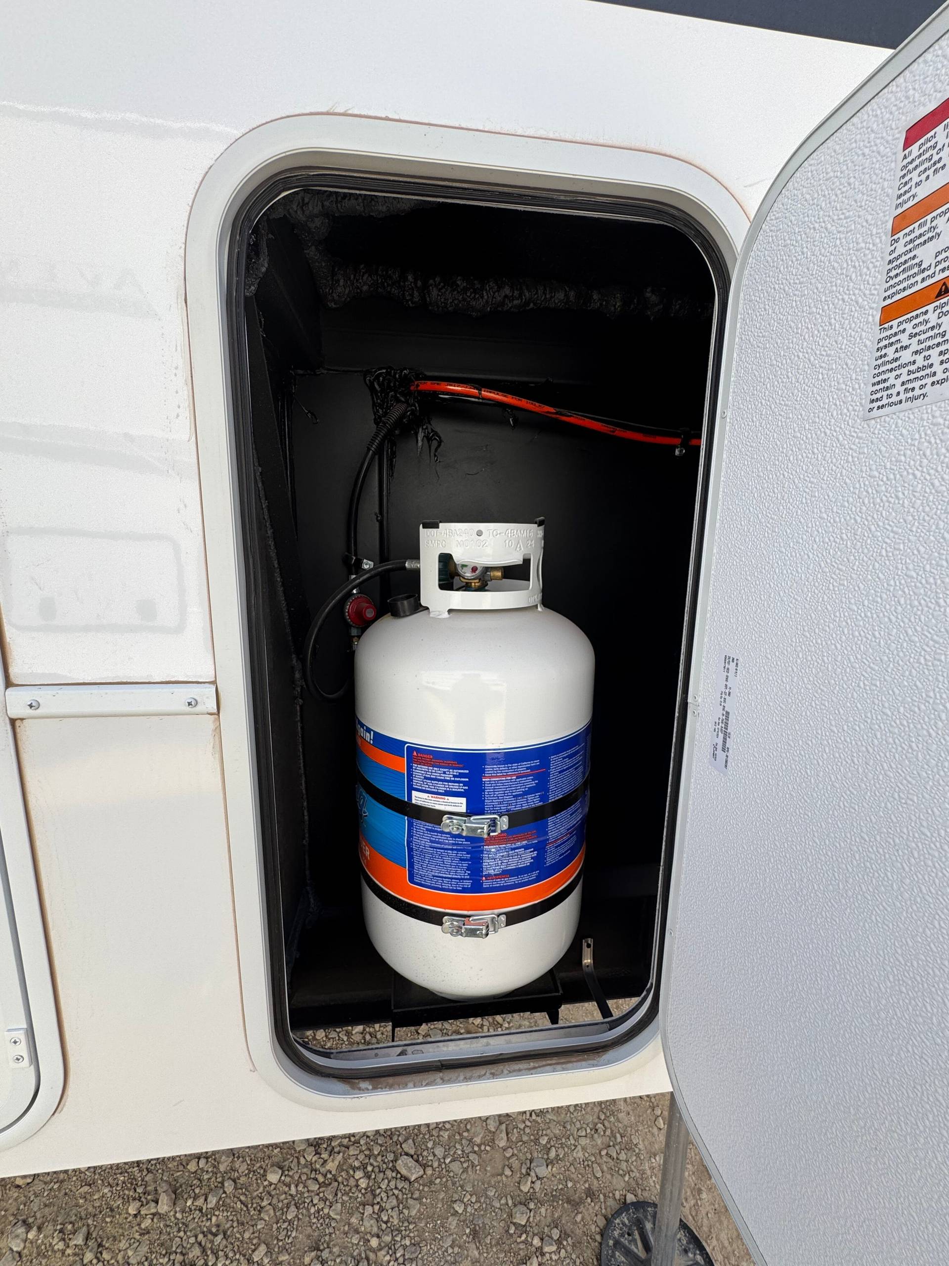 2025 Alliance RV 2025 Alliance RV Paradigm - thumbnail 7