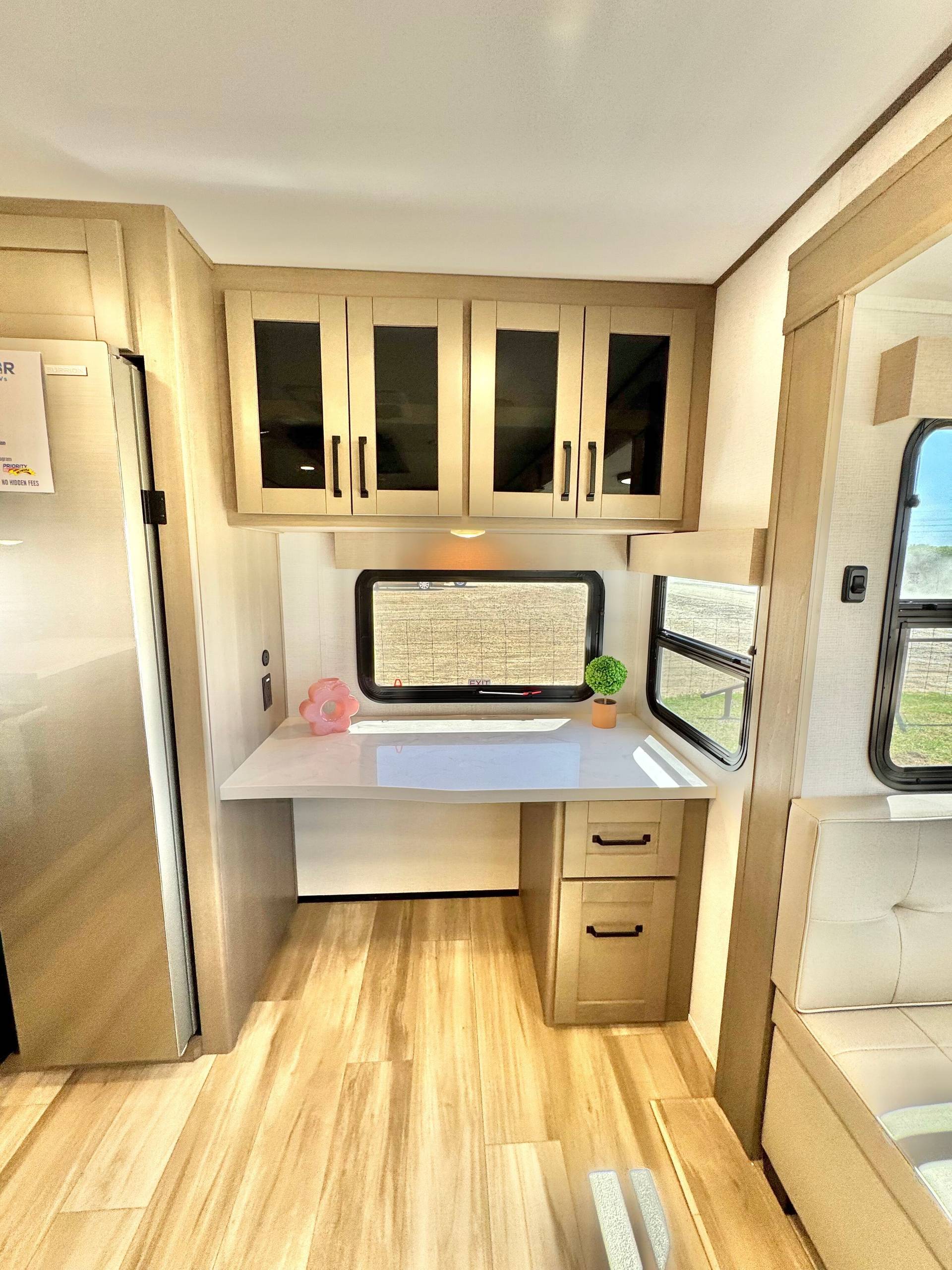 2025 Grand Design 2025 Grand Design Reflection - thumbnail 37