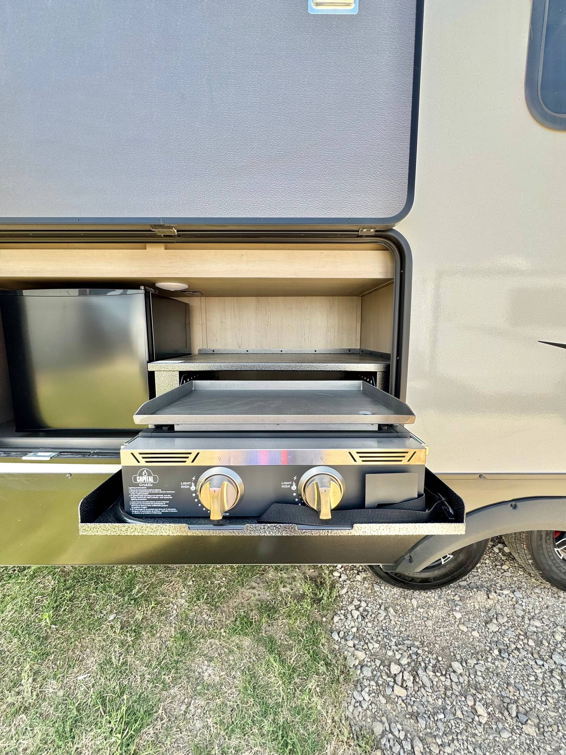 2025 Grand Design 2025 Grand Design Reflection - thumbnail 9