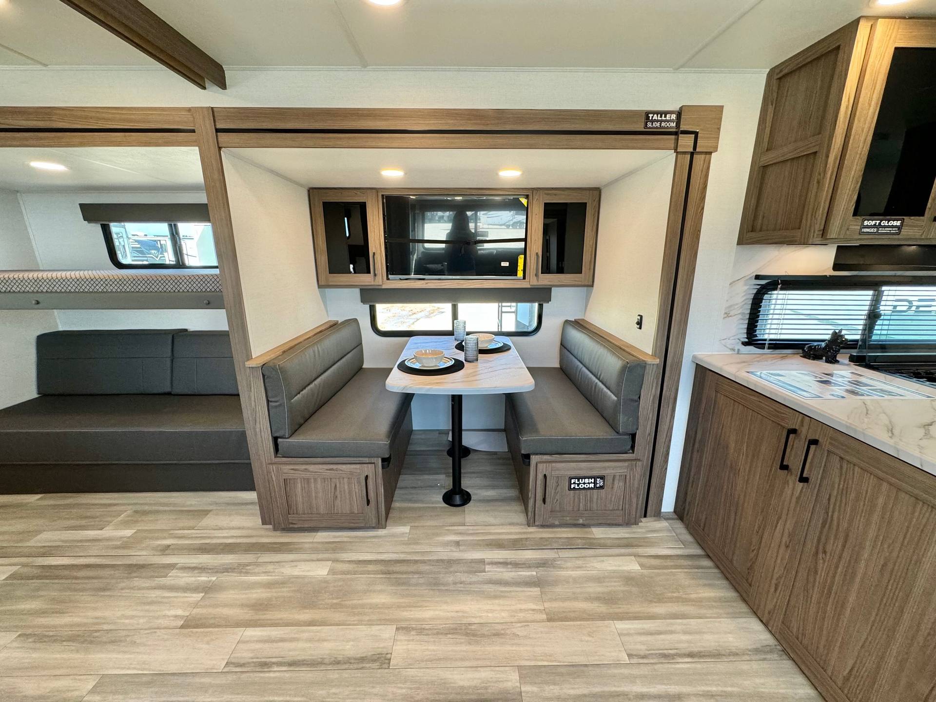 2025 Alliance RV 2025 Alliance RV Delta - thumbnail 17