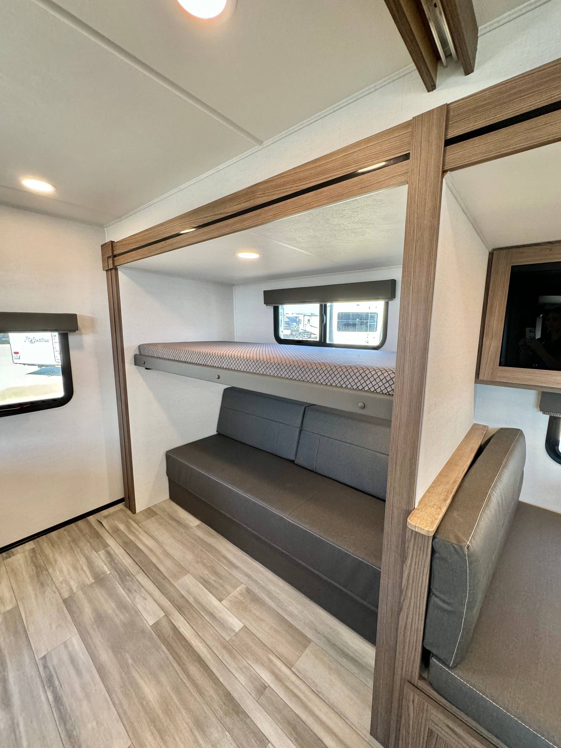 2025 Alliance RV 2025 Alliance RV Delta - thumbnail 33