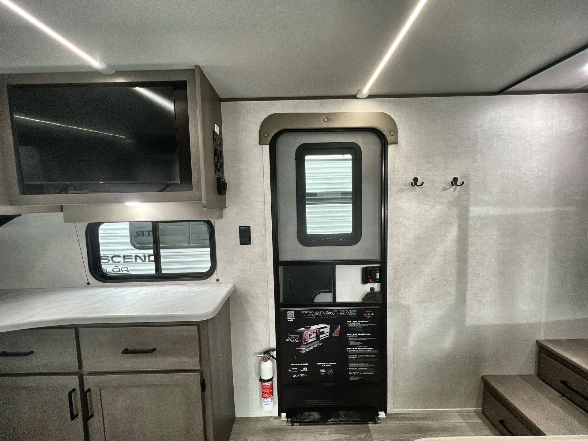 2026 Grand Design 2026 Grand Design Transcend - thumbnail 12