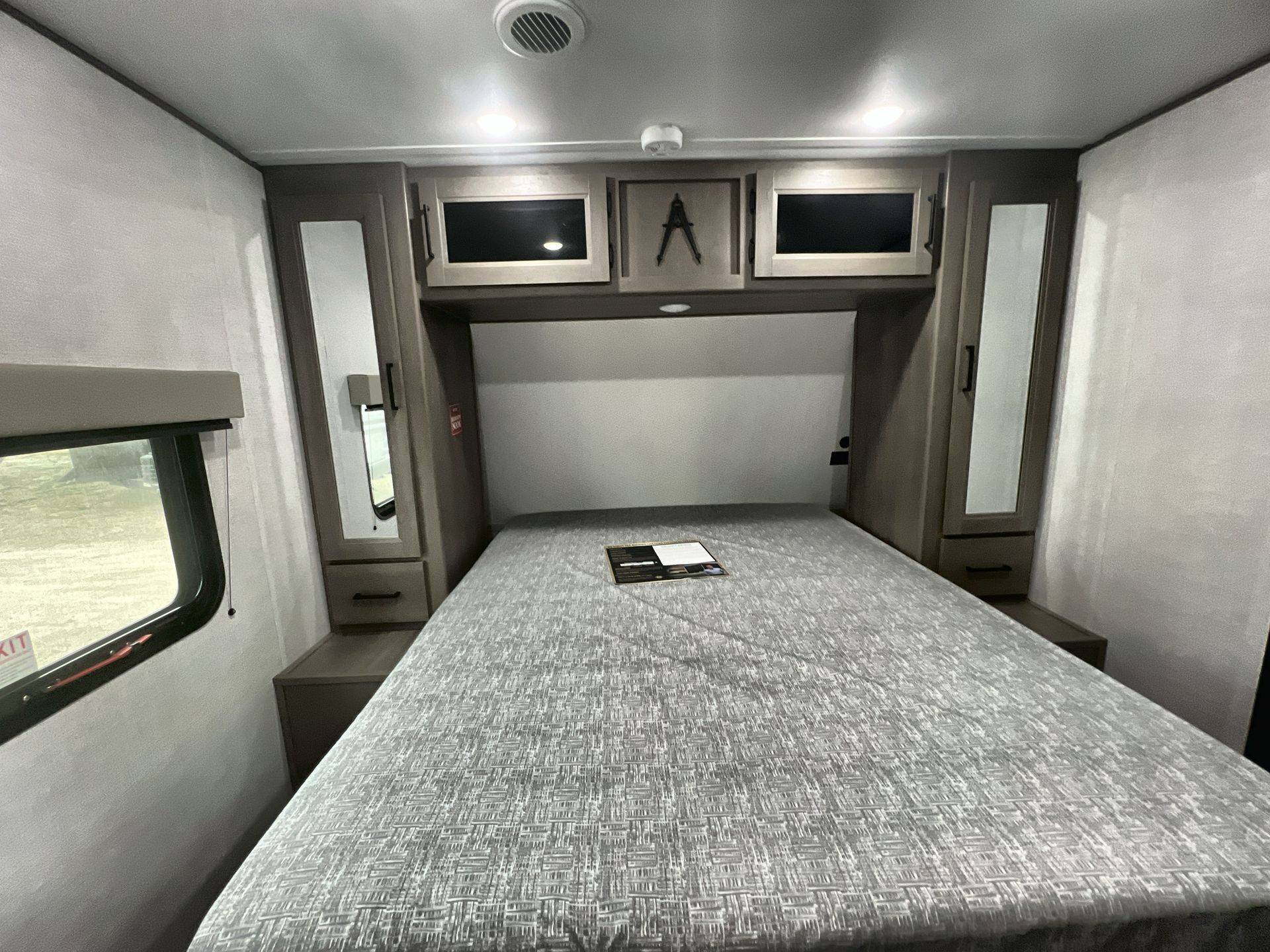 2026 Grand Design 2026 Grand Design Transcend - thumbnail 30