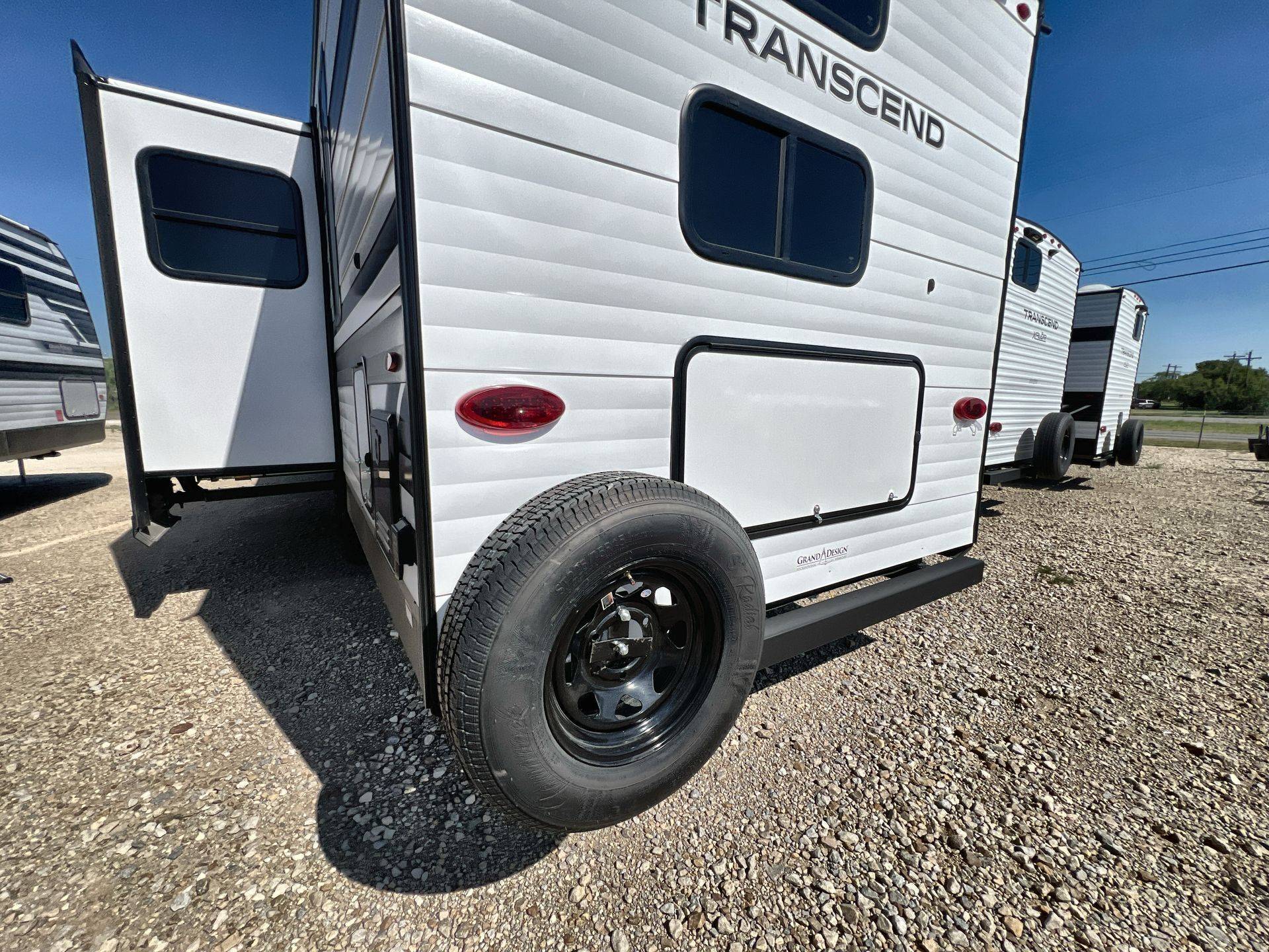 2026 Grand Design 2026 Grand Design Transcend - thumbnail 40