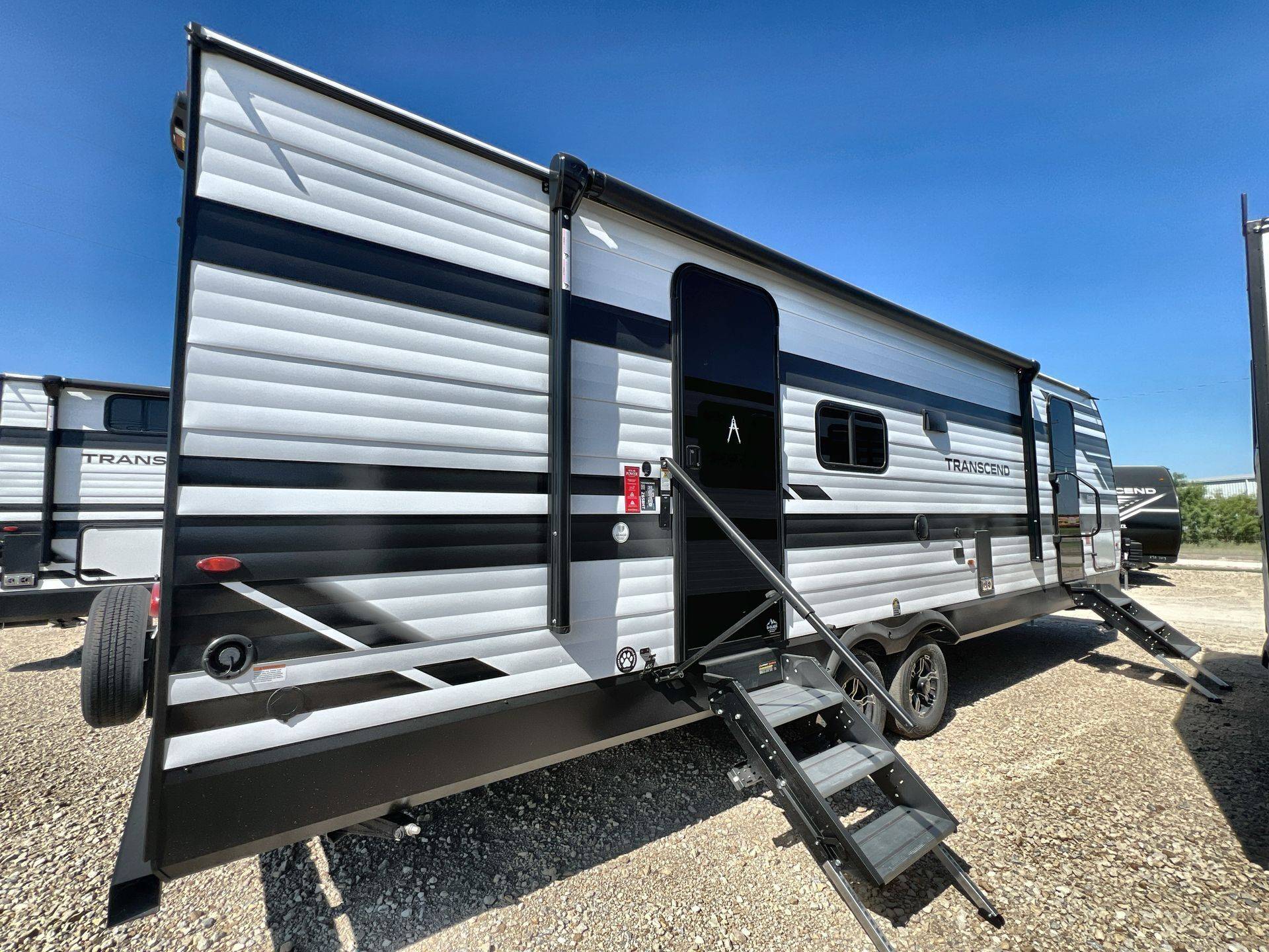 2026 Grand Design 2026 Grand Design Transcend - thumbnail 6