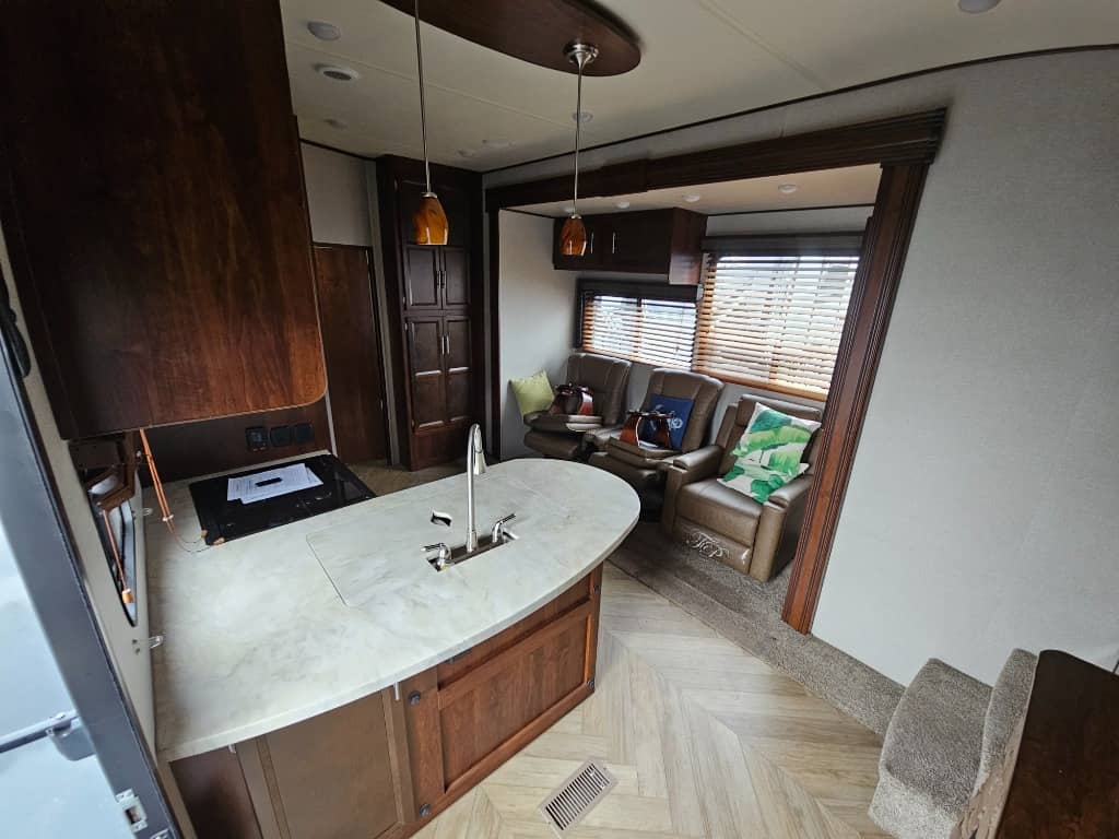 2017 Forest River 2017 Forest River Vengeance - thumbnail 8