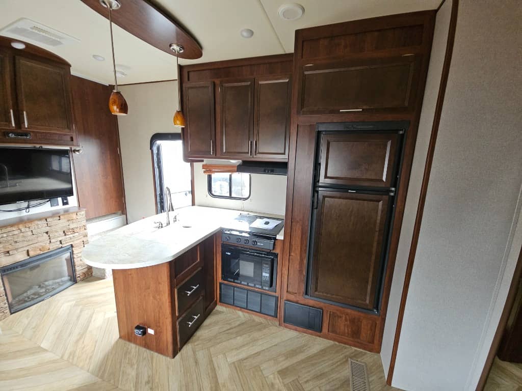 2017 Forest River 2017 Forest River Vengeance - thumbnail 14