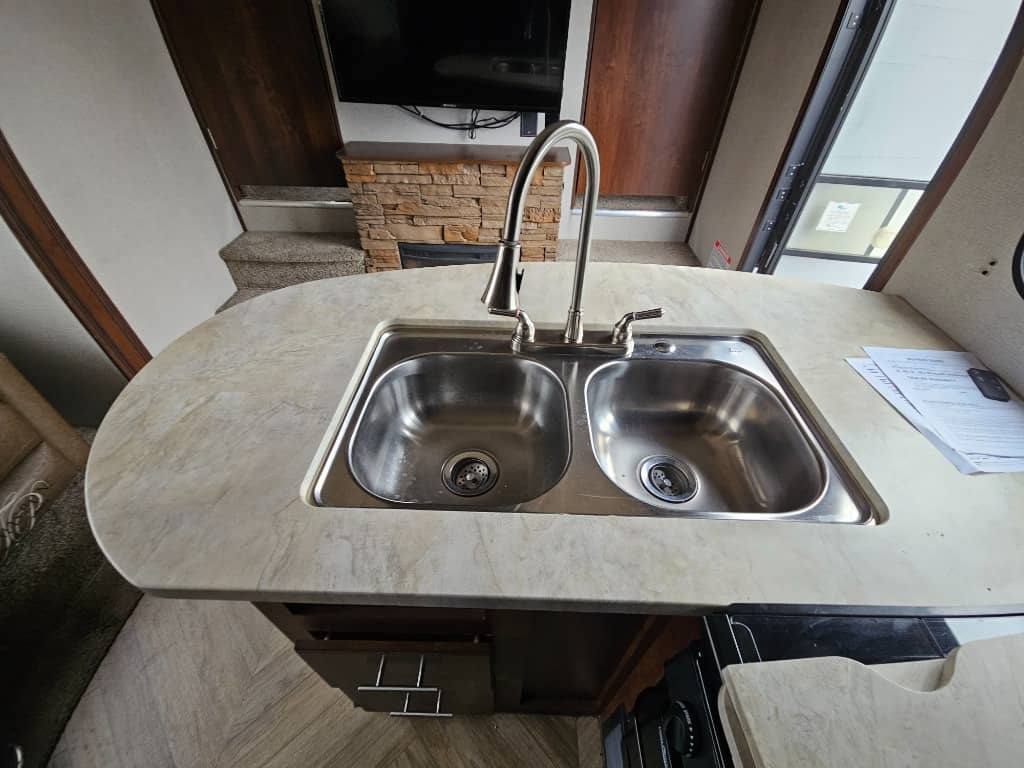 2017 Forest River 2017 Forest River Vengeance - thumbnail 20