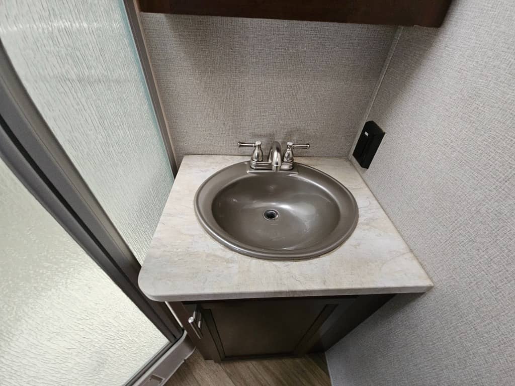 2017 Forest River 2017 Forest River Vengeance - thumbnail 24