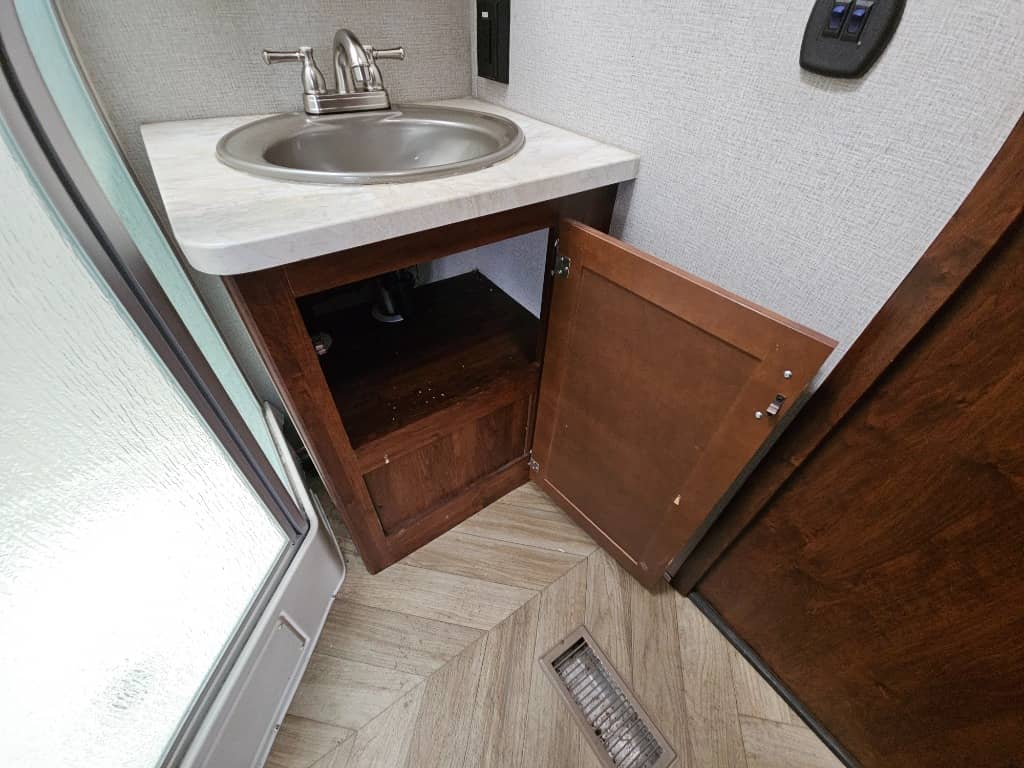 2017 Forest River 2017 Forest River Vengeance - thumbnail 25