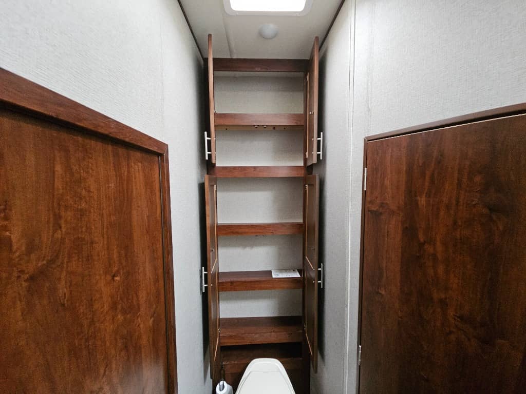 2017 Forest River 2017 Forest River Vengeance - thumbnail 27