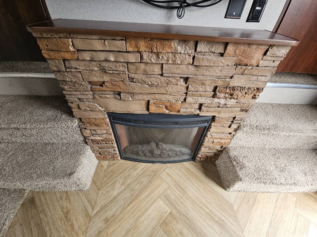 2017 Forest River 2017 Forest River Vengeance - thumbnail 36