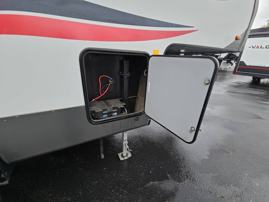 2017 Forest River 2017 Forest River Vengeance - thumbnail 47