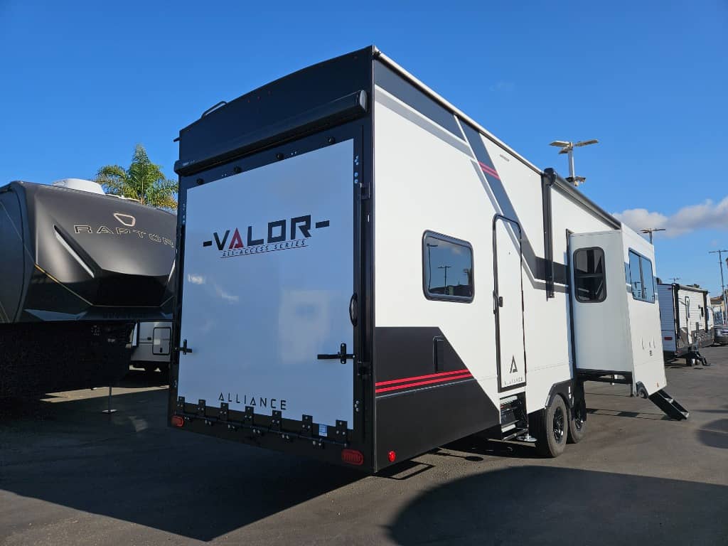 2026 Alliance RV 2026 Alliance RV Valor - thumbnail 4
