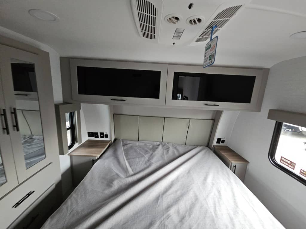 2026 Alliance RV 2026 Alliance RV Valor - thumbnail 21