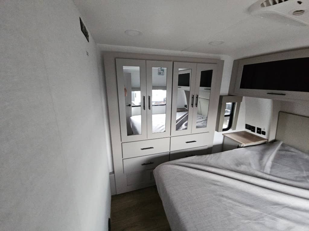 2026 Alliance RV 2026 Alliance RV Valor - thumbnail 22