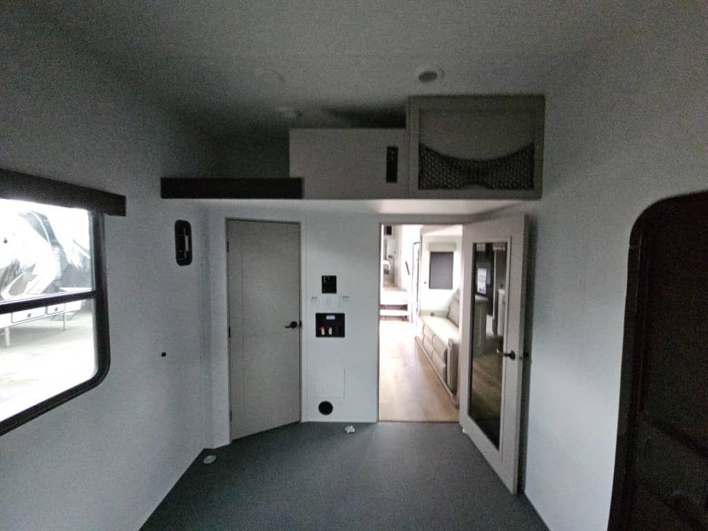 2026 Alliance RV 2026 Alliance RV Valor - thumbnail 24