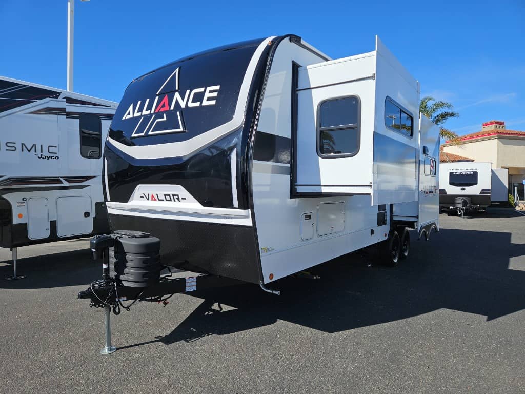 2026 Alliance RV 2026 Alliance RV Valor - thumbnail 6
