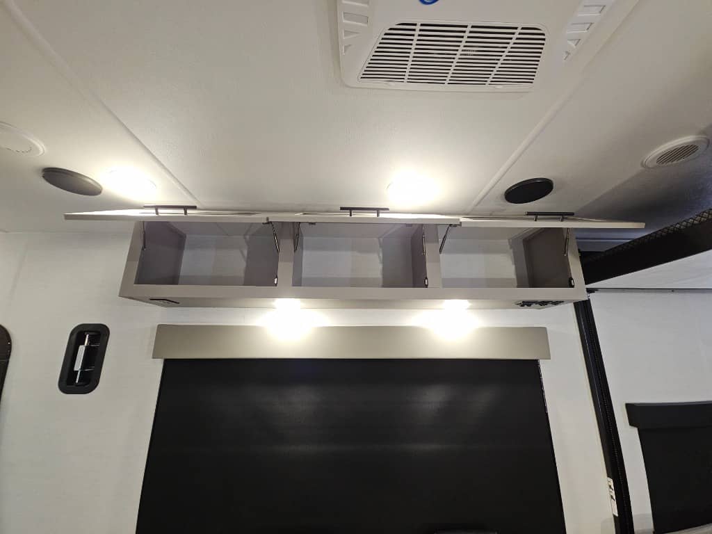 2026 Alliance RV 2026 Alliance RV Valor - thumbnail 12