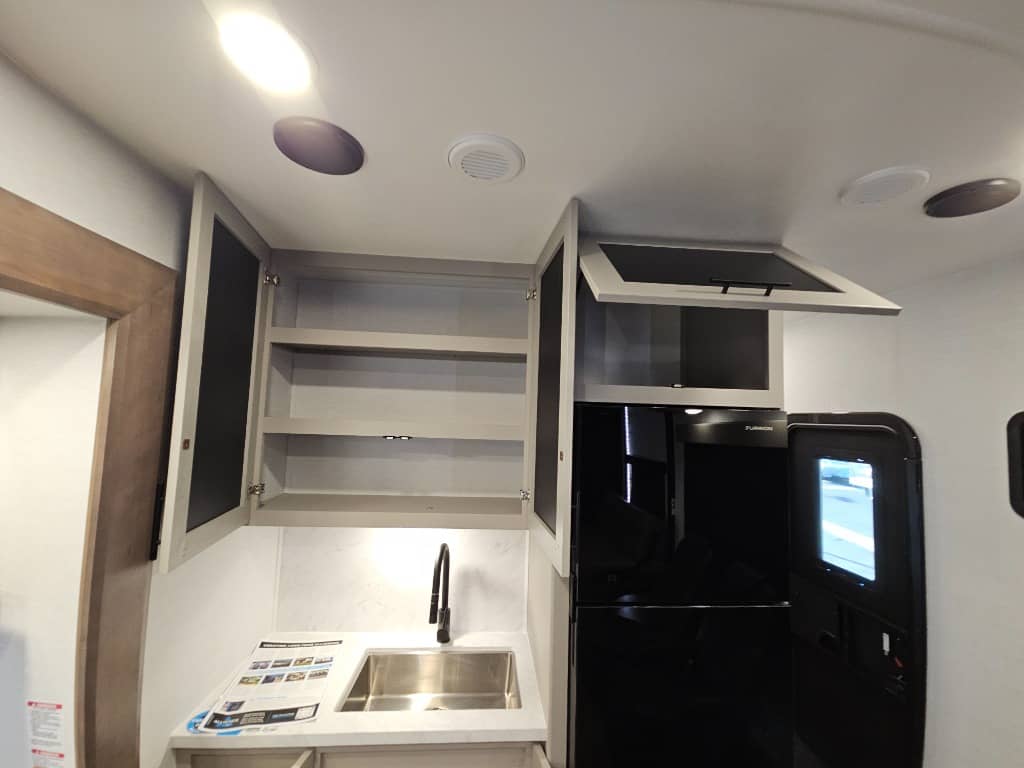 2026 Alliance RV 2026 Alliance RV Valor - thumbnail 26