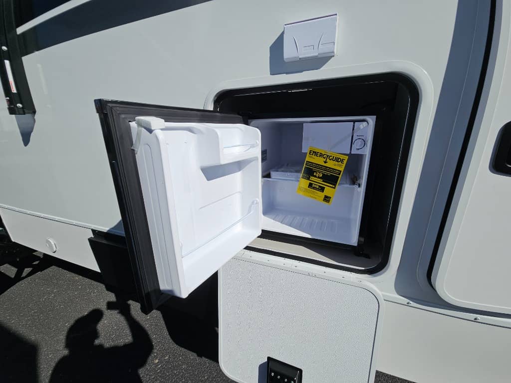 2026 Alliance RV 2026 Alliance RV Valor - thumbnail 46