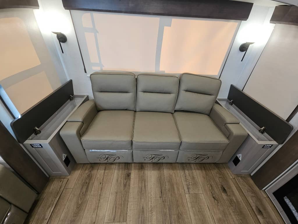 2026 Alliance RV 2026 Alliance RV Paradigm - thumbnail 15