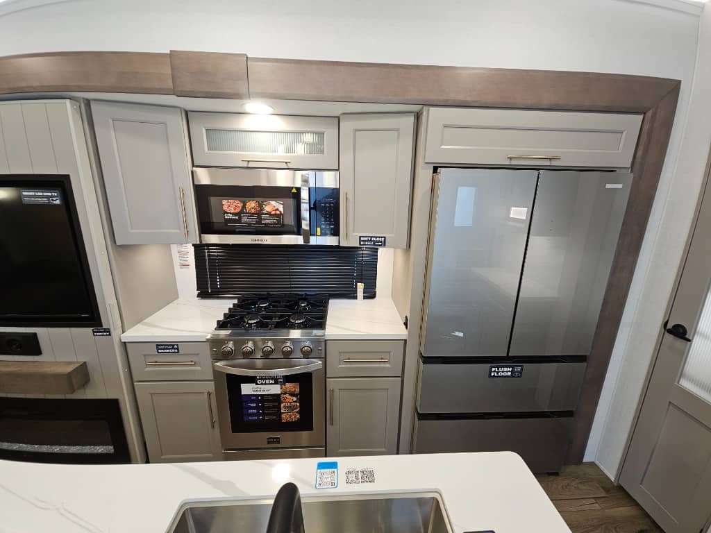 2026 Alliance RV 2026 Alliance RV Paradigm - thumbnail 23