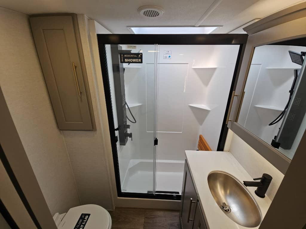 2026 Alliance RV 2026 Alliance RV Paradigm - thumbnail 33