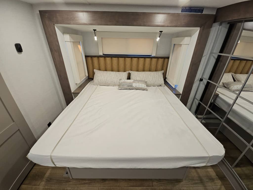 2026 Alliance RV 2026 Alliance RV Paradigm - thumbnail 46