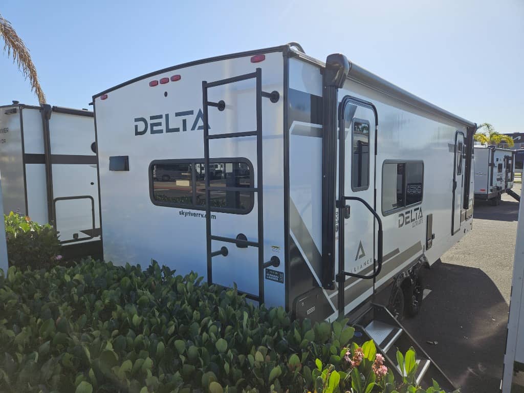 2026 Alliance RV 2026 Alliance RV Delta - thumbnail 3
