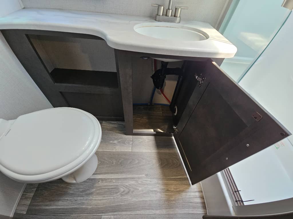 2024 Keystone RV 2024 Keystone RV Cougar Half-Ton - thumbnail 37