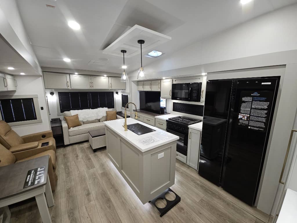 2026 Brinkley RV 2026 Brinkley RV Model Z - thumbnail 8