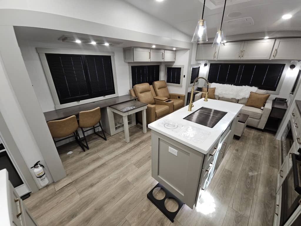 2026 Brinkley RV 2026 Brinkley RV Model Z - thumbnail 9