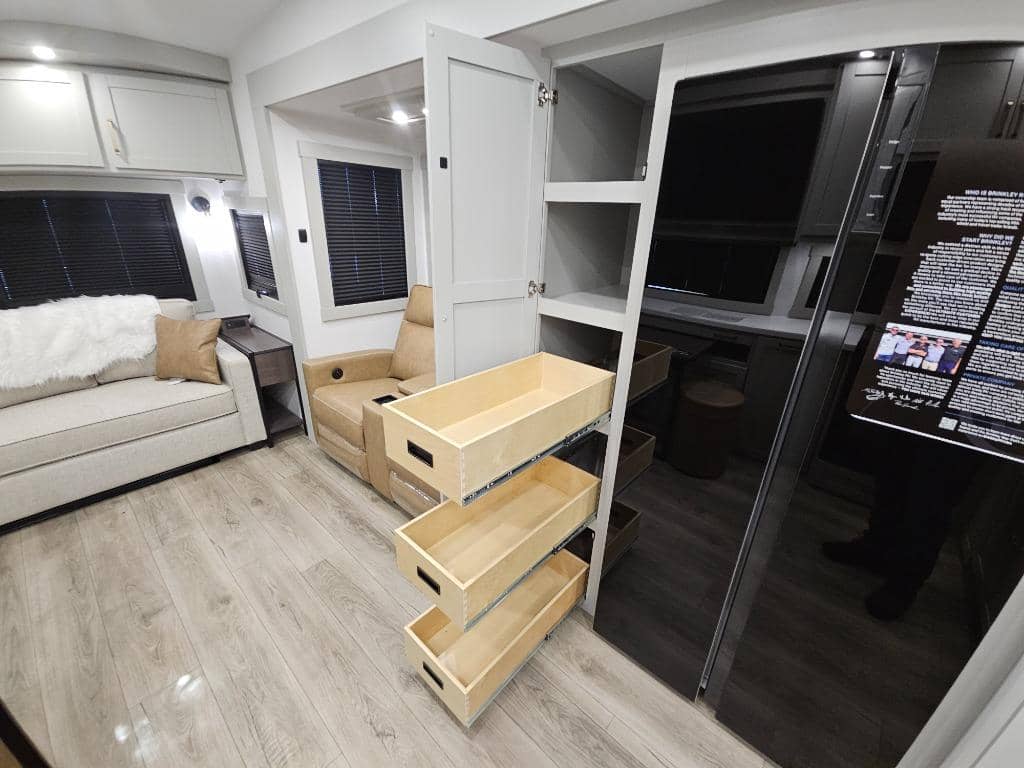 2026 Brinkley RV 2026 Brinkley RV Model Z - thumbnail 43