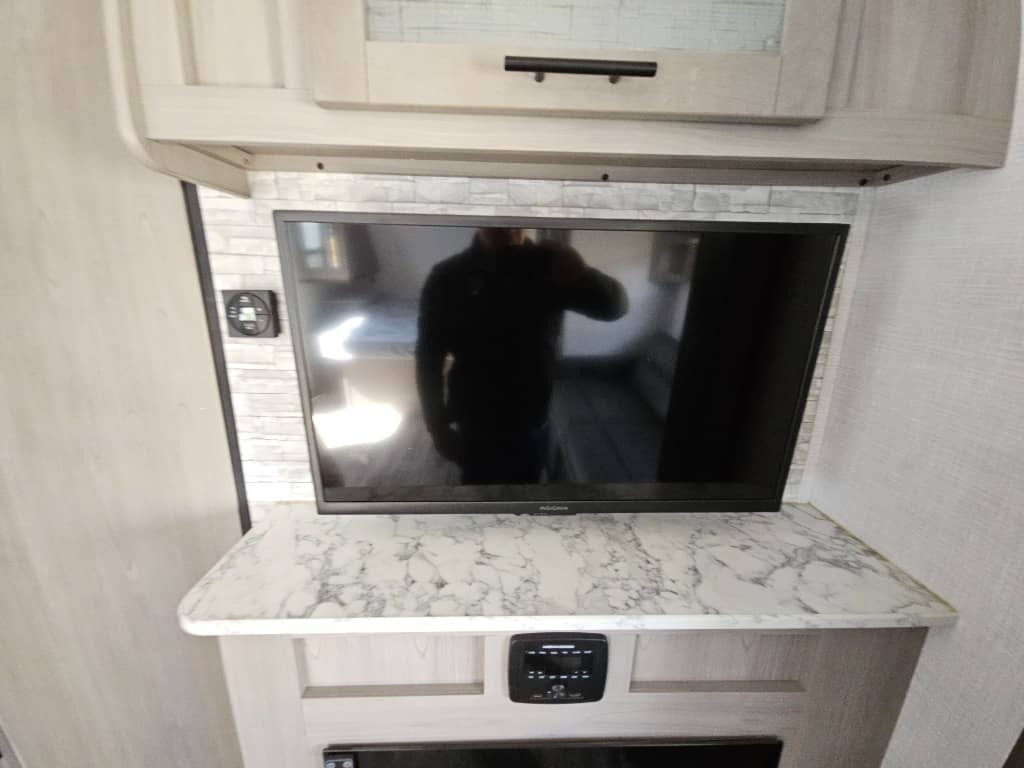 2023 Dutchmen 2023 Dutchmen Coleman Light - thumbnail 16