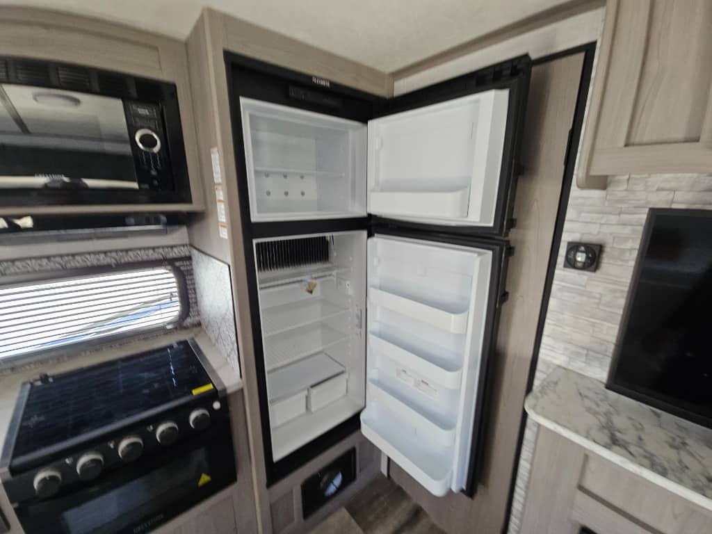 2023 Dutchmen 2023 Dutchmen Coleman Light - thumbnail 19