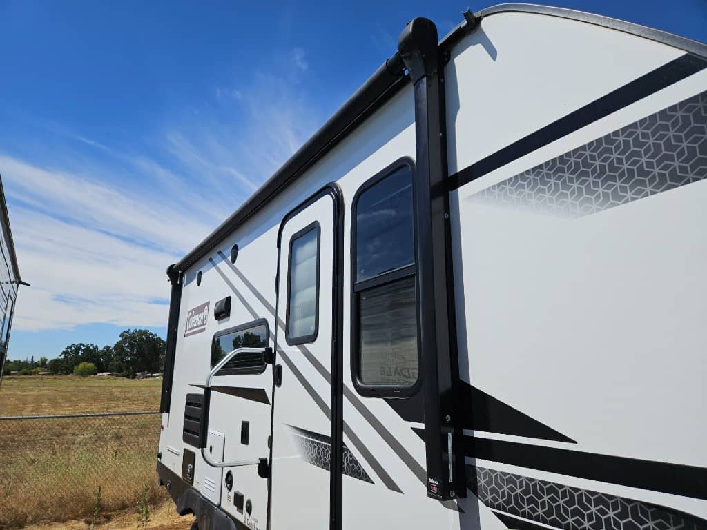 2023 Dutchmen 2023 Dutchmen Coleman Light - thumbnail 38