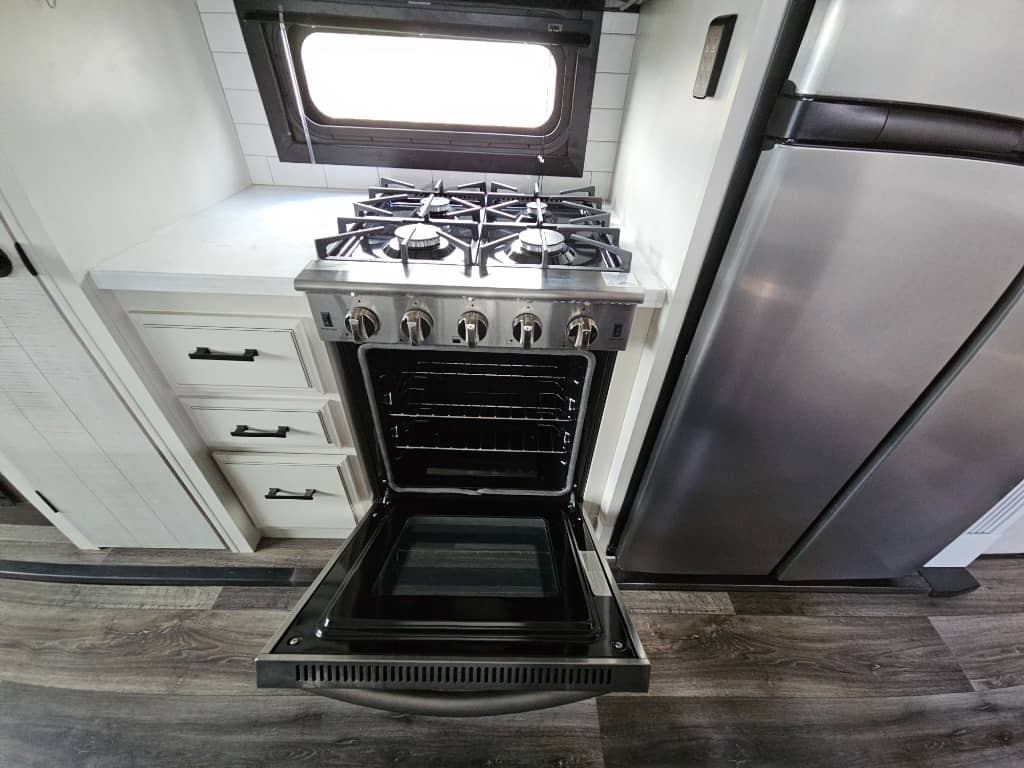 2022 Jayco 2022 Jayco Pinnacle - thumbnail 24