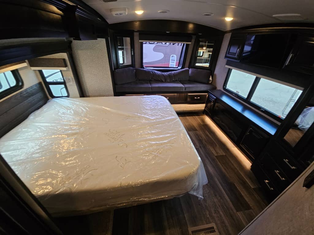 2022 Jayco 2022 Jayco Pinnacle - thumbnail 39