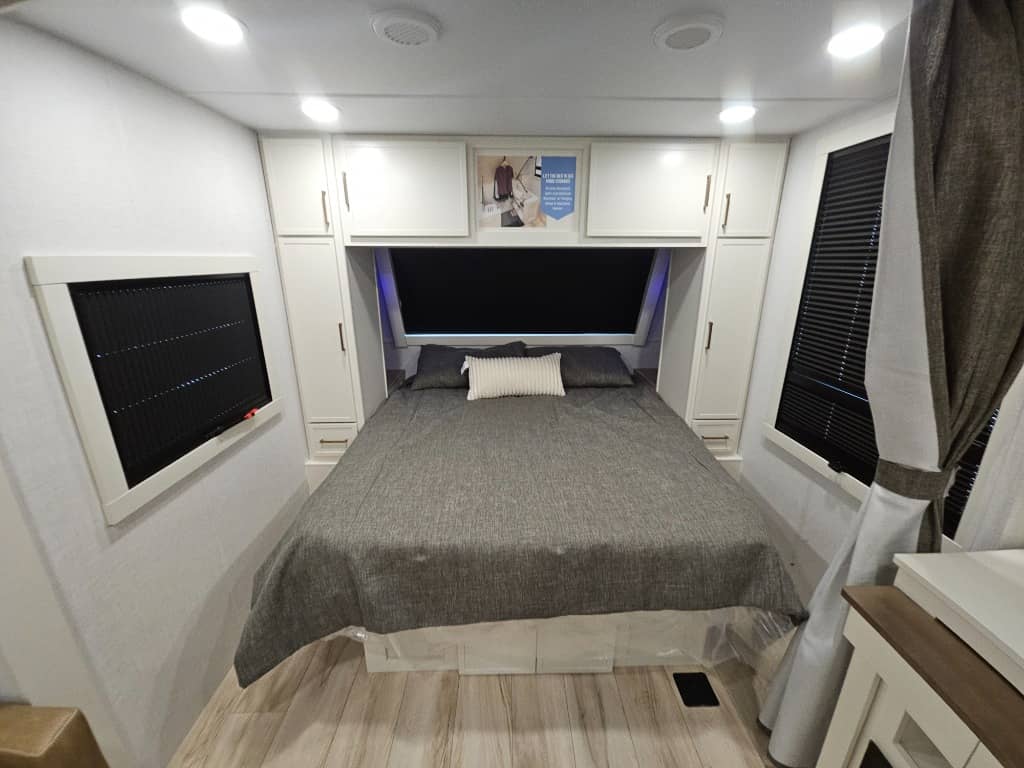 2026 Brinkley RV 2026 Brinkley RV Model I - thumbnail 10