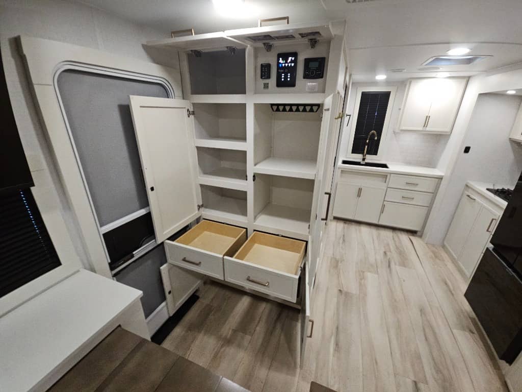 2026 Brinkley RV 2026 Brinkley RV Model I - thumbnail 21