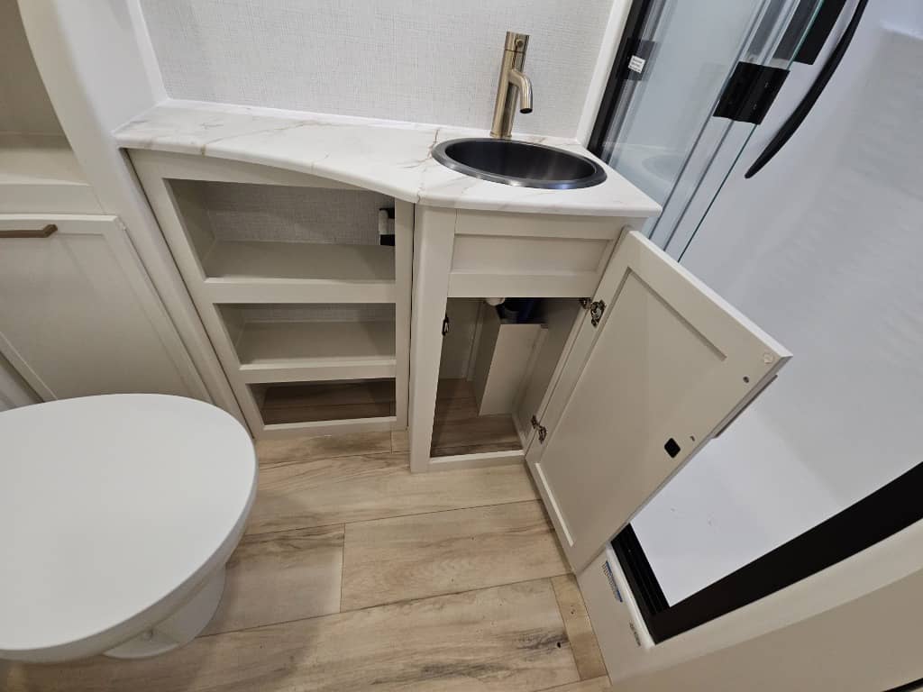 2026 Brinkley RV 2026 Brinkley RV Model I - thumbnail 36