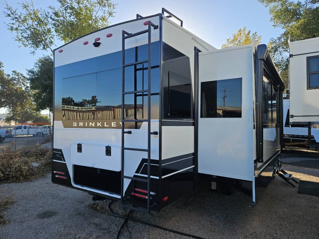 2026 Brinkley RV 2026 Brinkley RV Model Z - thumbnail 3