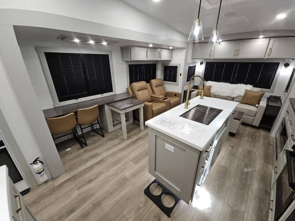 2026 Brinkley RV 2026 Brinkley RV Model Z - thumbnail 9