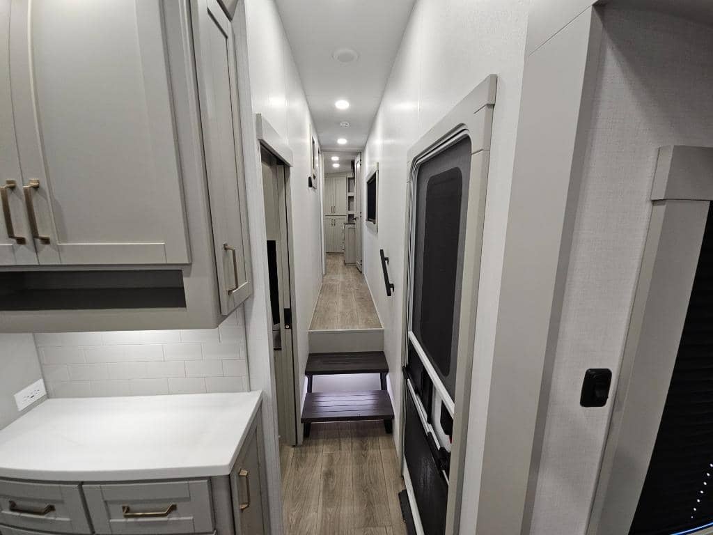 2026 Brinkley RV 2026 Brinkley RV Model Z - thumbnail 34