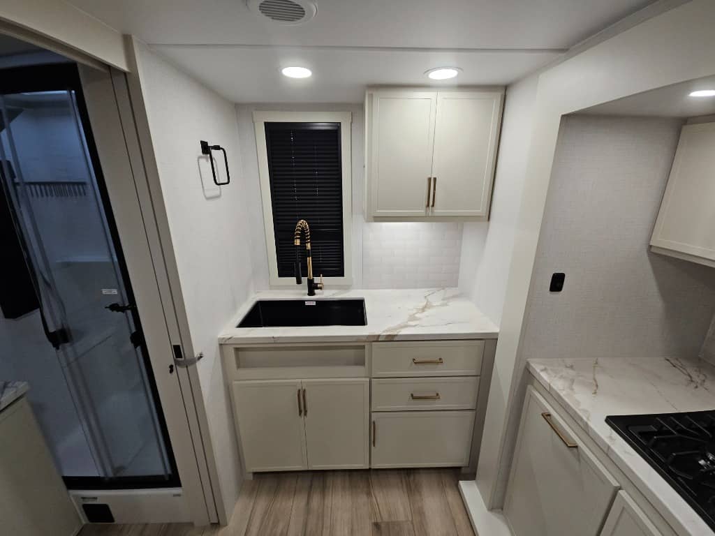 2026 Brinkley RV 2026 Brinkley RV Model I - thumbnail 23