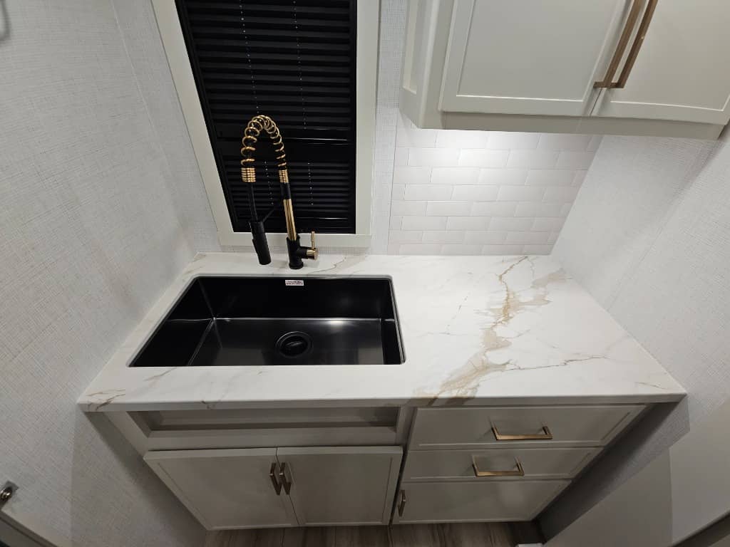 2026 Brinkley RV 2026 Brinkley RV Model I - thumbnail 25