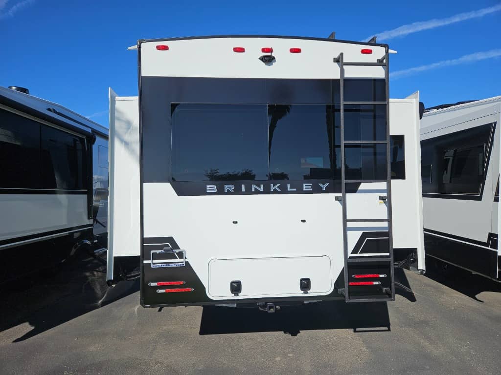 2026 Brinkley RV 2026 Brinkley RV Model Z - thumbnail 4