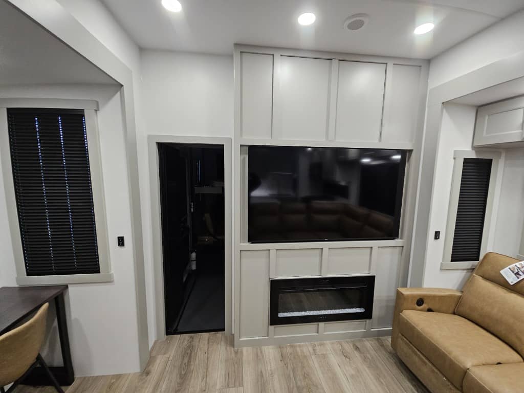 2026 Brinkley RV 2026 Brinkley RV Model G - thumbnail 15